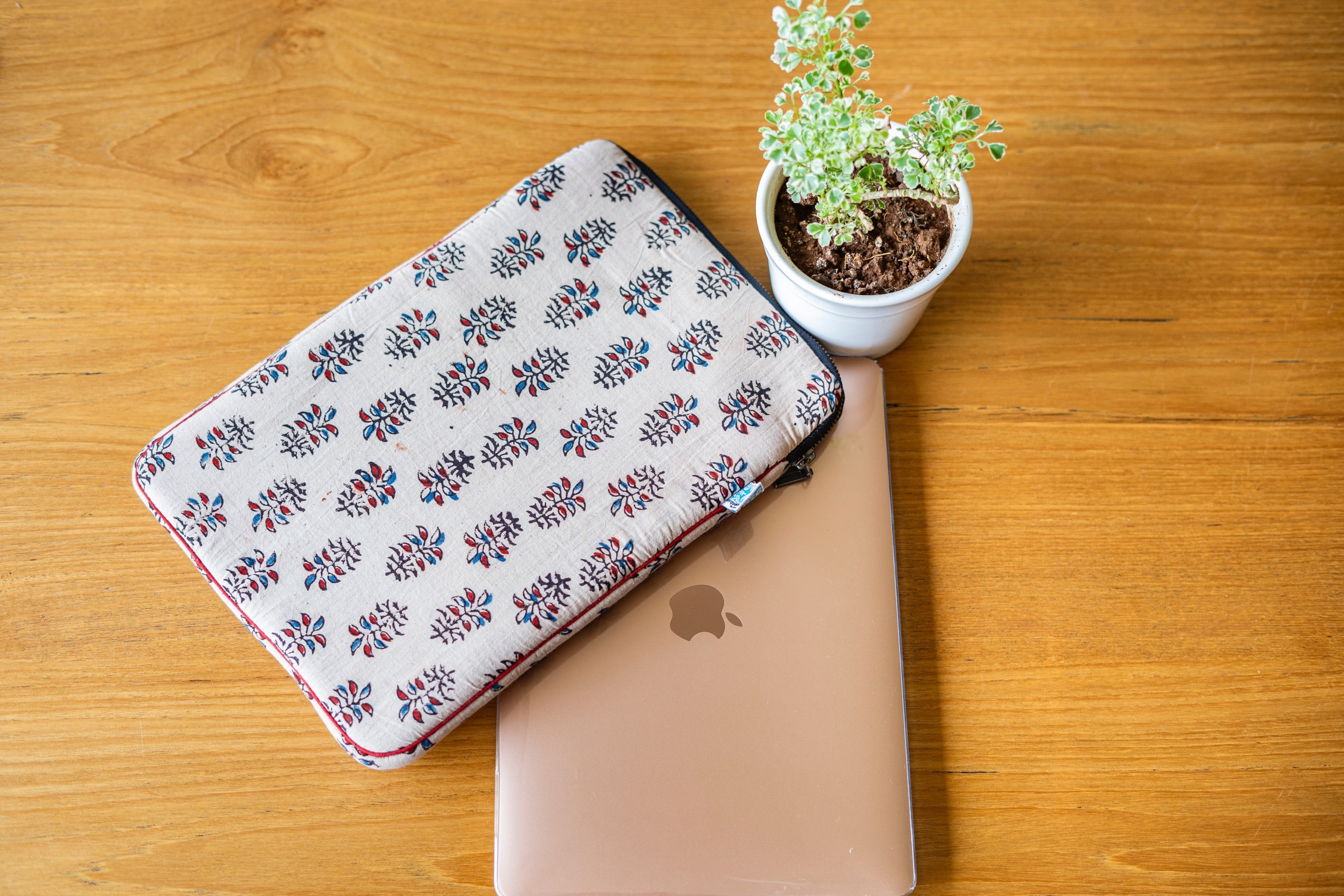 Boota Apple MacBook Sleeve