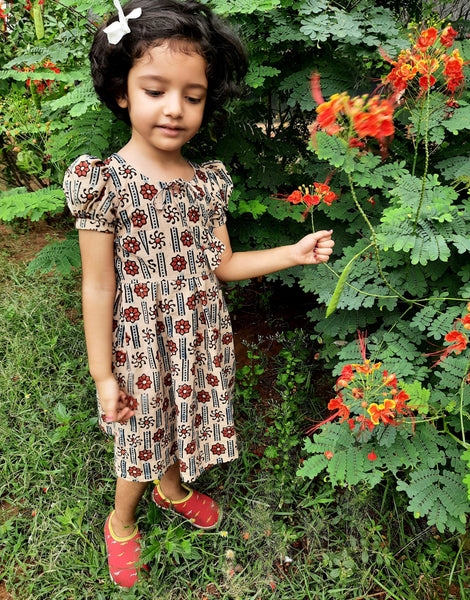 Organic dress for little girl