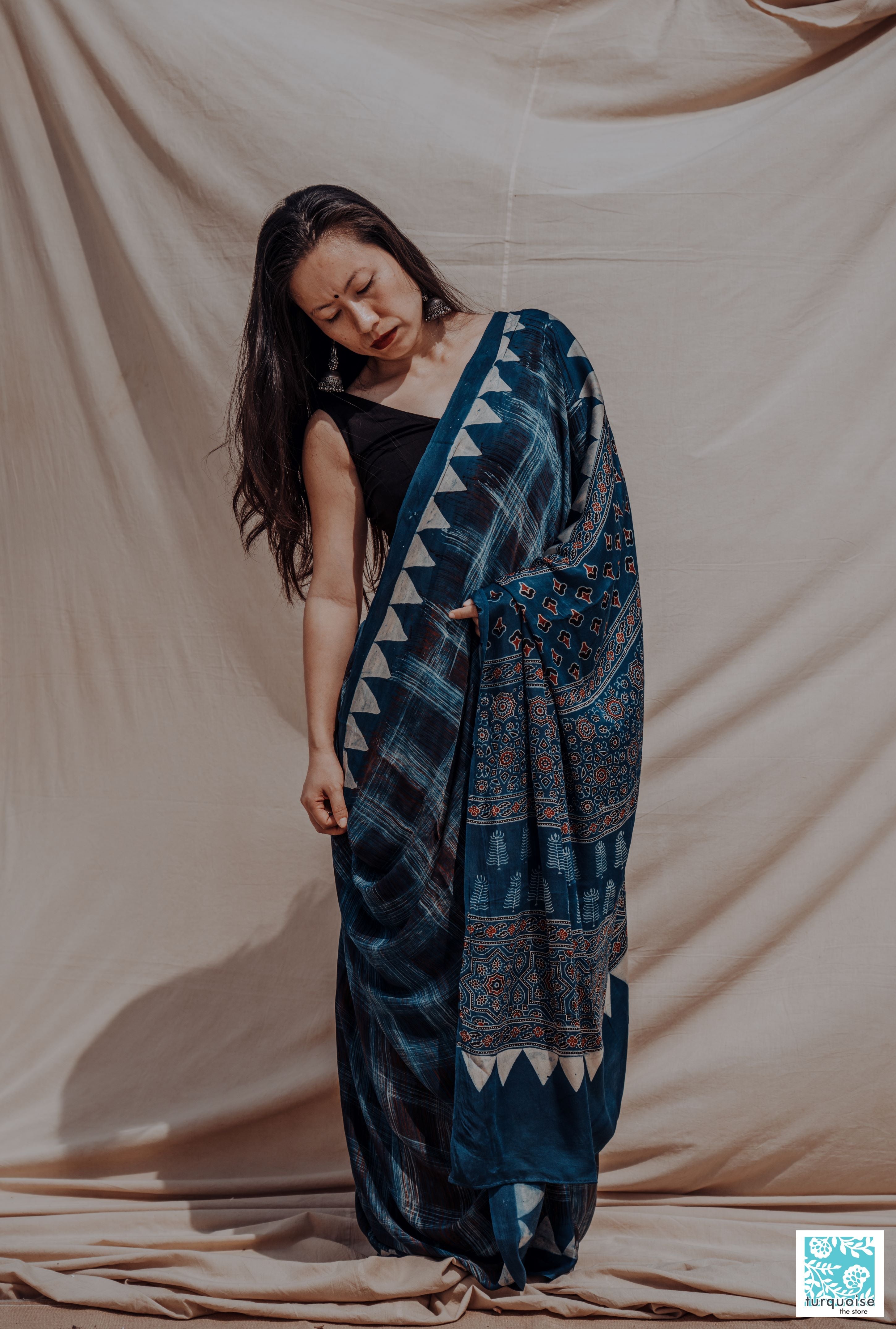 Ajrakh Gajji Silk Saree – Anandi's Trunk